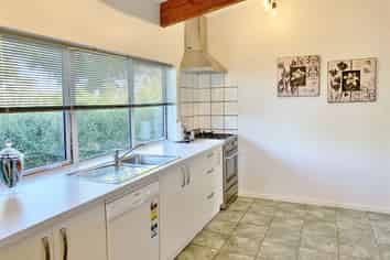 65 Osborne Road, Amberley