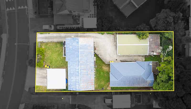 118 Vodanovich Road, Te Atatu South