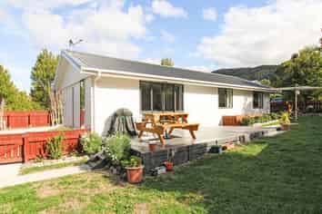 20 Renall Street, Featherston