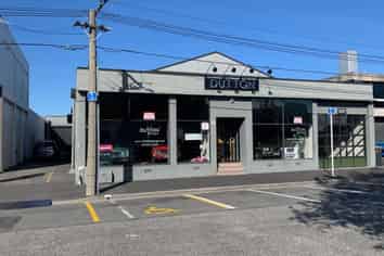 840 sqm Showroom / Warehouse, Carlyle Street