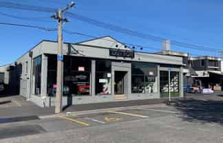 840 sqm Showroom / Warehouse, Carlyle Street