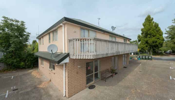 11/4 Baffles Crescent, Hillcrest
