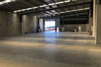 Rare Opportunity - Handy to Port