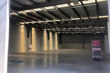 Rare Opportunity - Handy to Port