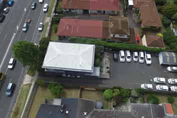 Prime Spot with Parking on Cameron