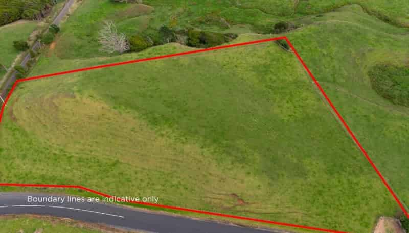 180 Given Road, Pollok