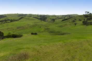 180 Given Road, Pollok