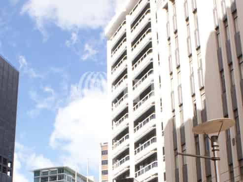 Small and private Golden Mile office