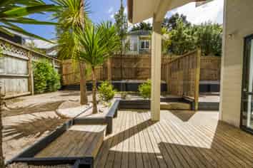 32 Parr Terrace, Castor Bay