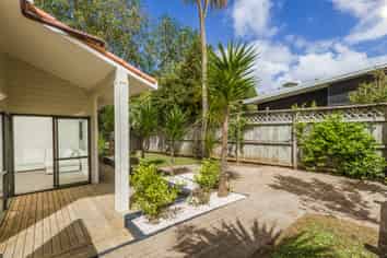 32 Parr Terrace, Castor Bay