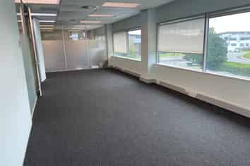 Excellent Airport Office - Available Now!