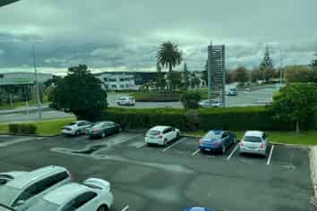 Excellent Airport Office - Available Now!