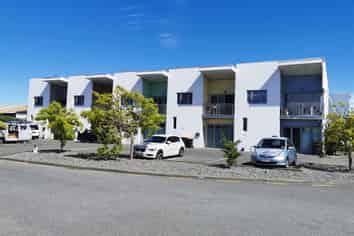 Apartment / Office / Studio