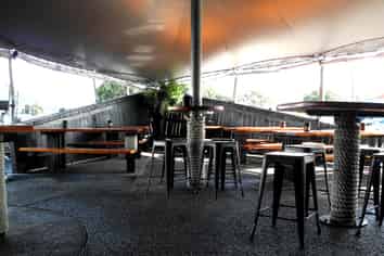 Premium Location! Brauhaus Frings Bar & Eatery