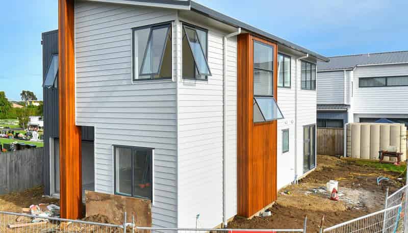 39 Tapuwae Way, Mangere Bridge