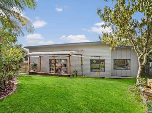 49a Flaxdale Street, Birkdale