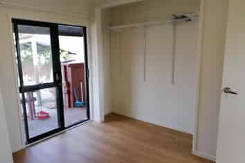 92 Lincoln Road, Henderson