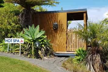 Solid Bay of Islands Opportunity Beckons