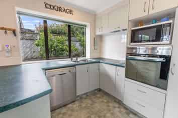 38B Princess Road, Bellevue