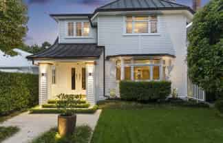 28 Sarsfield Street, Herne Bay