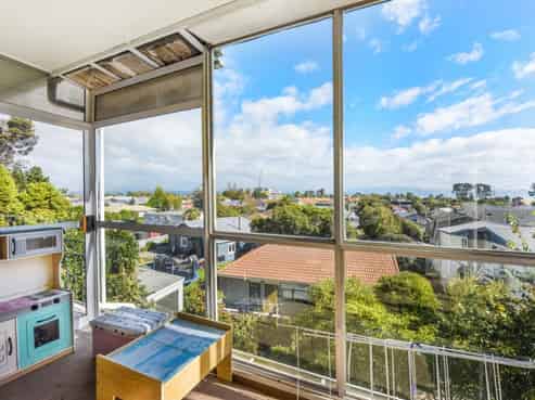 39 Tahunanui Drive, Tahunanui