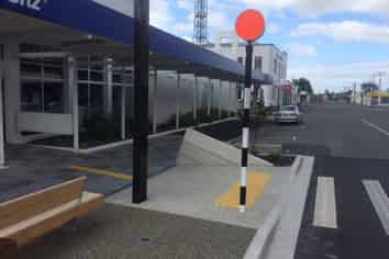 BUILDING FOR SALE IN BALCLUTHA