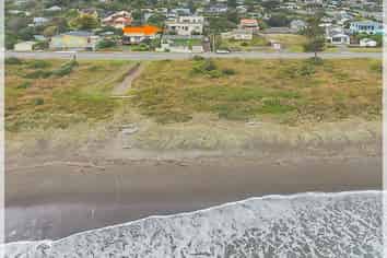 92A Marine Parade, Otaki Beach