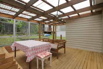 170 Edmonton Road, Te Atatu South