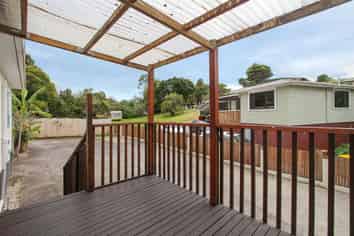 170 Edmonton Road, Te Atatu South