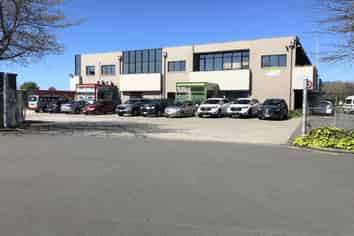 Profile, Parking, Lift & Fitout