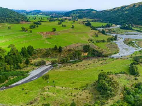 71 Poads Road, Levin