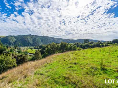 71 Poads Road, Levin