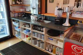 Beechwoods Café for Sale in Murchison