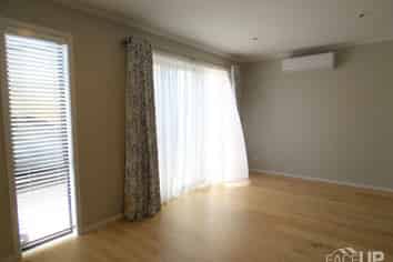 213 Hobsonville Point Road, Hobsonville