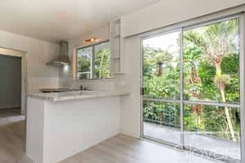 3C Sylvan Valley Avenue, Titirangi