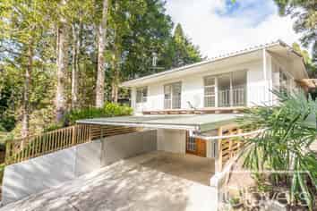 3C Sylvan Valley Avenue, Titirangi
