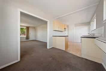 1/8 Nanette Street, Riccarton