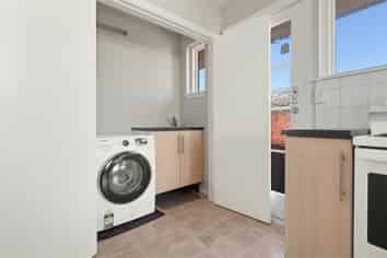 1/8 Nanette Street, Riccarton