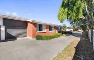 1/8 Nanette Street, Riccarton