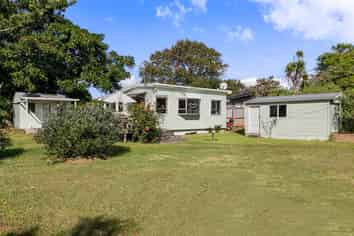 30 Tui Street, Oneroa