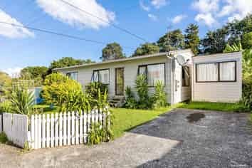2/29 Whitley Crescent, Otara