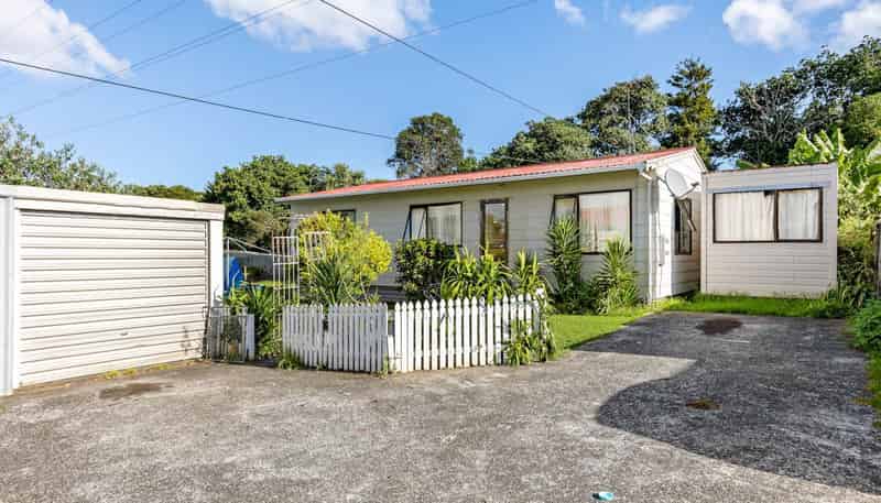 2/29 Whitley Crescent, Otara