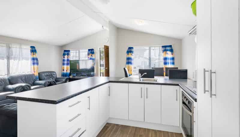 5 Templeton Place, Clendon Park