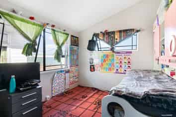 5 Templeton Place, Clendon Park