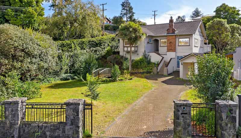 89 King George Avenue, Epsom