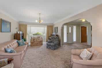 98B Taita Drive, Avalon