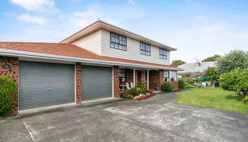98B Taita Drive, Avalon
