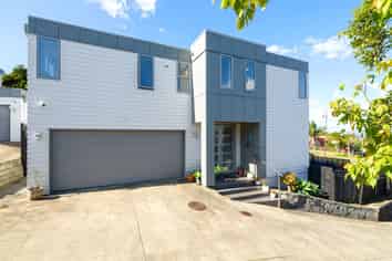 3 Zara Court, Mairangi Bay