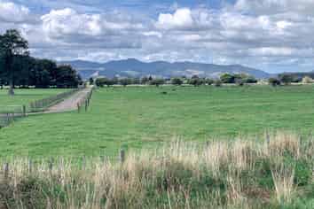 353 Awaiti Road , Paeroa