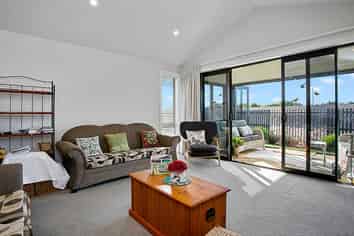 68/14 Terry Came Drive, Cambridge